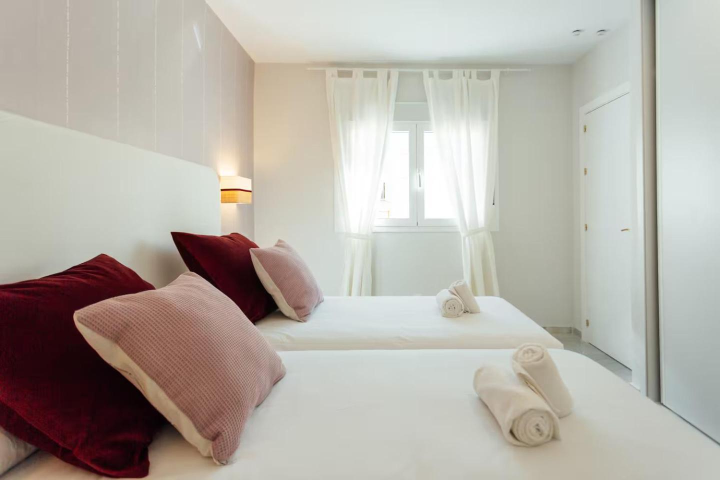 Reformed And Comfy- 2Bd 2Bth- Arenal Apartment Seville Exterior photo